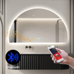 ⁦מראת חצי ירח חכמה עם תאורת LED, בלוטוס ומפשיר אדים – 120X70 ס"מ (בתקן IP65)⁩ – תמונה ⁦5⁩